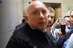 Суд призупинив рішення про видворення брата Саакашвілі