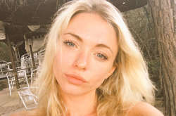 Модель Playboy привітала футболіста «Інтера» еротичними фото