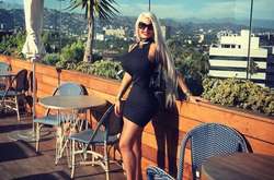 Модель Софья Воллерсхайм удалила четыре ребра ради тонкой талии