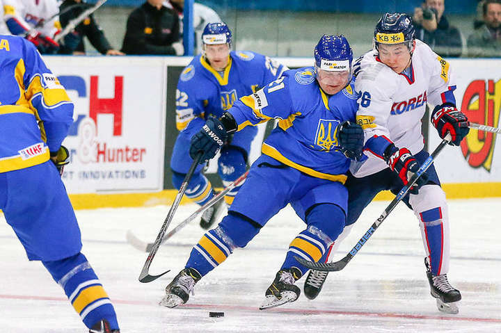 Обвинувачені у договірному матчі українські хокеїсти дискваліфіковані IIHF