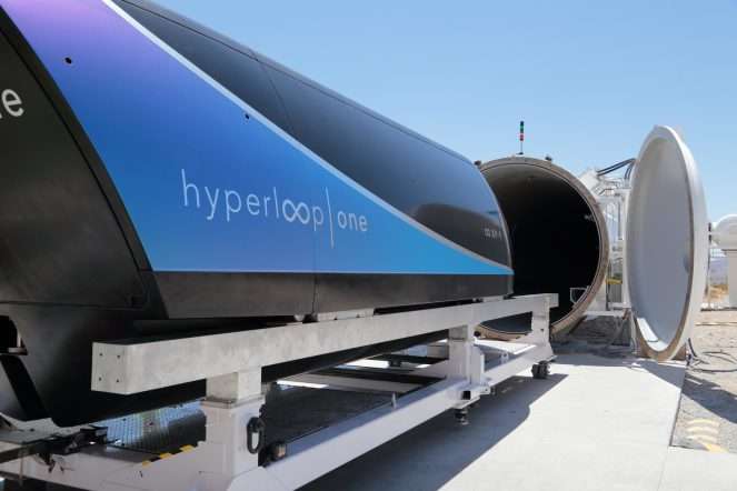 Названо міста, в яких можуть першими з’явитися вакуумні потяги Hyperloop