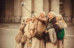 Как монахини проводят досуг