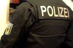 У Німеччині зупинили фуру, вщерть наповнену нелегалами