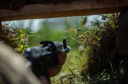 Ситуація в АТО: з початку доби поранено одного воїна