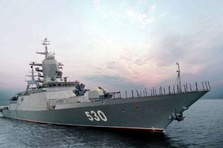 Біля кордонів Латвії зафіксували три російські військові кораблі