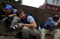 На Netflix выйдет документальный фильм о фотографе, погибшем во время освещения войны в Ливии