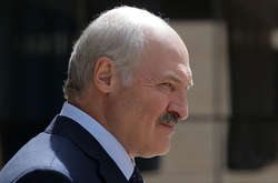 Лукашенко скасував свою поїздку до РФ на фінал військових навчань