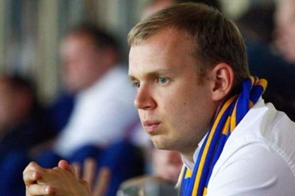 Втікач Курченко хоче отримати контроль над усім майном ФК «Металіст»