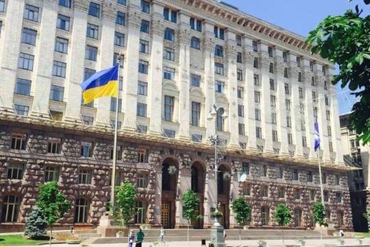 Десятки комунальних підприємств у Києві працюють без керівників