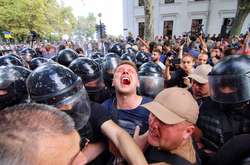 Беспорядки возле одесской мэрии: пострадали 36 полицейских и нацгвардейцев