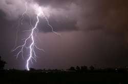 На Черниговщине молния убила курсанта 