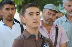  Підтримати заарештованих бахчисарайців прийшли активісти і рідні 