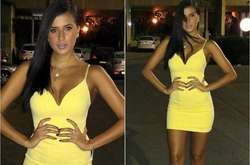 Эффектные девушки в обтягивающих платьях 