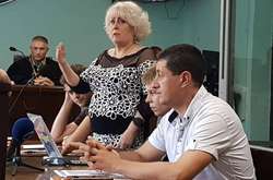 Штепа показала свой электронный браслет (видео)