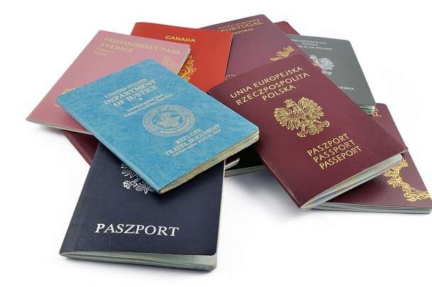 Українські багатії почали масово скуповувати європейські паспорти - ЗМІ