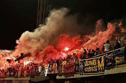 Фанати «Шахтаря» своєю поведінкою ледь не зірвали матч із «Зіркою»