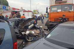 Масштабна ДТП у Києві: пошкоджено шість автівок