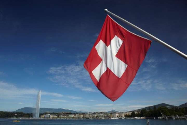 Екзитполи показають, що на референдумі у Швейцарії відхилили пенсійну реформу