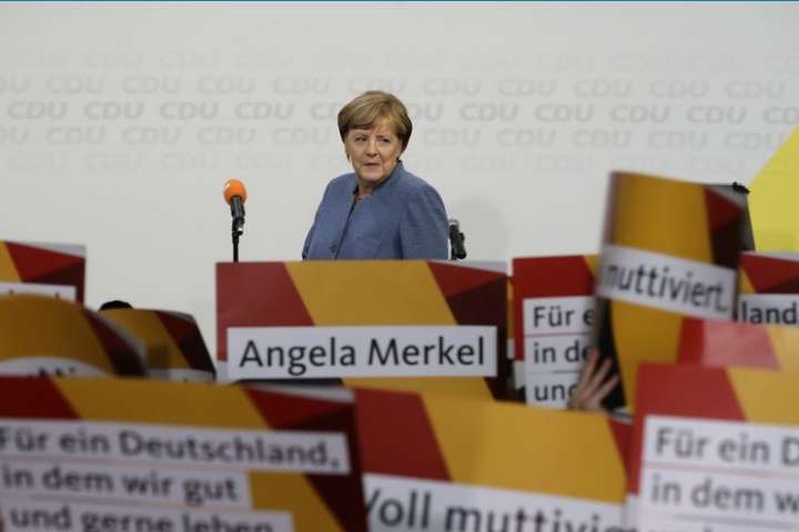 ЦВК Німеччини: блок Меркель переміг соціал-демократів з різницею у 12,5%