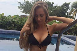 Чертовски соблазнительные девушки в бикини