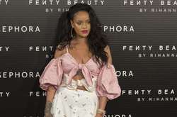 Рианна вышла в свет в наряде от украинского дизайнера