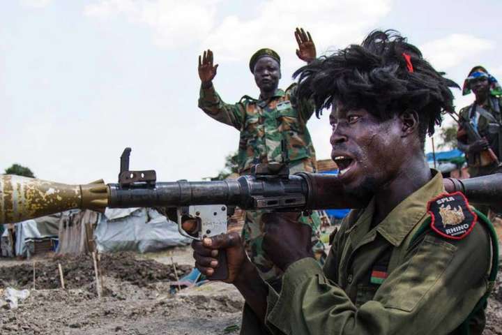Amnesty International звинувачує Україну у незаконному постачанні зброї до Південного Судану 