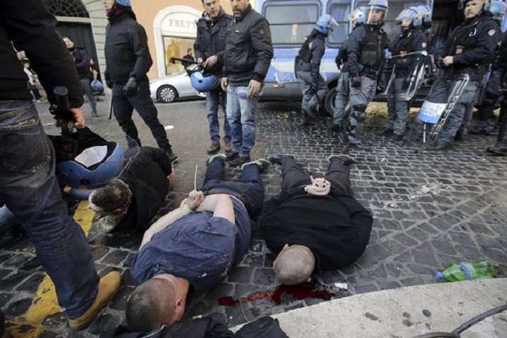 Поліція заарештувала трьох фанатів суперника «Шахтаря» у Неаполі