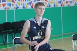 «Будівельник» через травму втратив основного гравця на кілька місяців