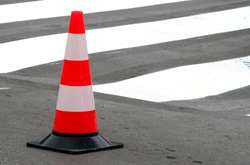 У Житомирі мікроавтобус збив трьох дітей на пішохідному переході 