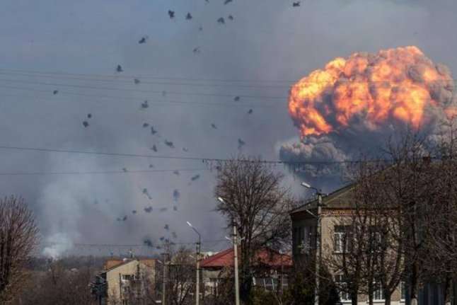 Пожежа на військових складах у Калинівці локалізована, - ДСНС