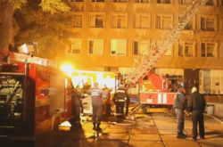 В лифте киевского вуза при пожаре погиб человек