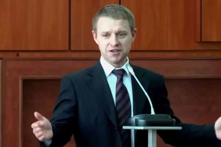 Губернатор Київської області пояснив, чому важливо змінити регламент облради, у якій депутату вибили зуби
