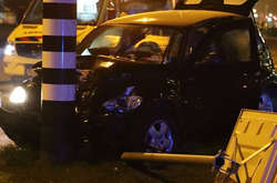 Зірковий нападник «Манчестер Сіті» потрапив в серйозну ДТП (фото, відео)