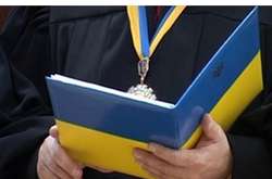 Вища рада правосуддя дала згоду на арешт судді, затриманого на хабарі