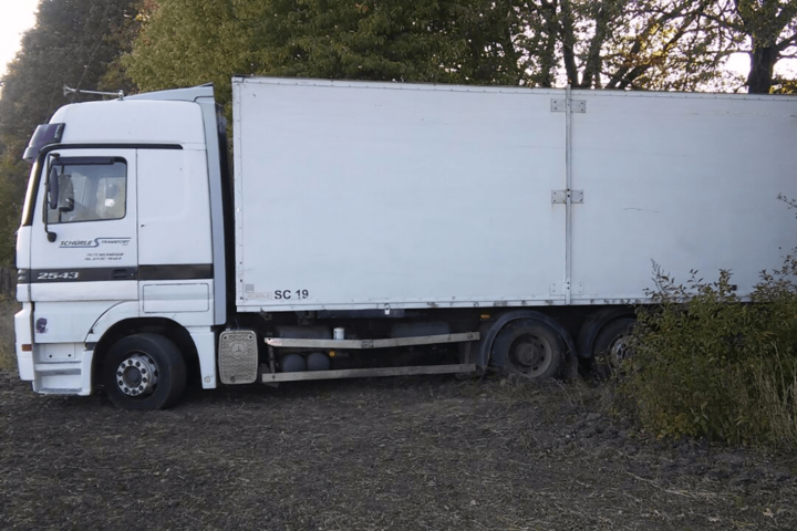 На Вінниччині викрили вантажівку, що перевозила контрабандний спирт