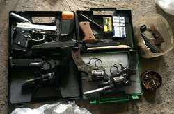 СБУ викрила міжрегіональне угрупування торговців зброєю