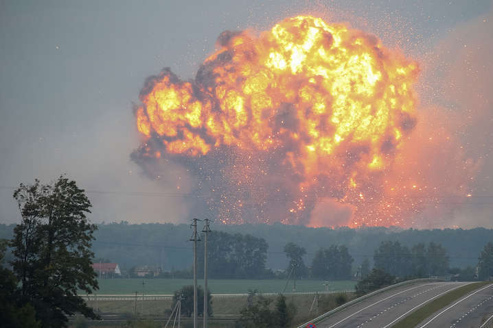 Катастрофа, которую ждали. Как Украина потеряла 32 тыс. тонн боеприпасов