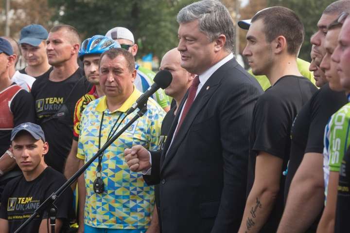 Порошенко особисто привітав команду «нескорених» з успішним виступом на Invictus Games