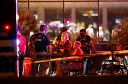 Поруч з казино Mandalay Bay у Лас-Вегасі в ніч проти 2 жовтня відбулася стрілянина