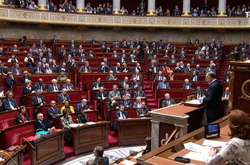 Парламент Франції схвалив антитерористичний закон