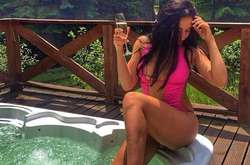 Модель из Ивано-Франковска выложила новые откровенные снимки