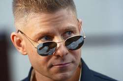 Запрещенный в Украине артист сделал странный подарок экс-«Виа Гре» 