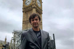 Шовковський показав свою трудову книжку із записом про звільнення з «Динамо»