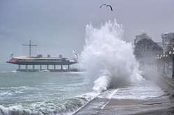 В окупованому Криму очікують сильні дощі та шквальний вітер