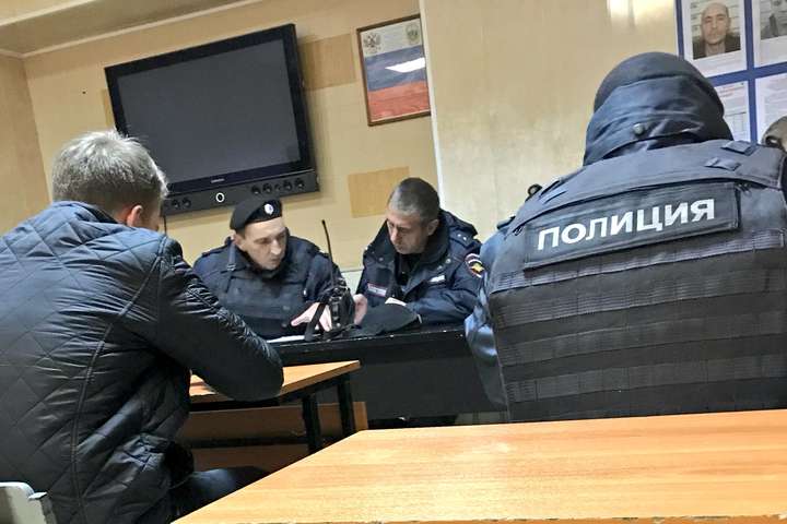 У Москві поліція затримала трьох учасників акції на підтримку Навального