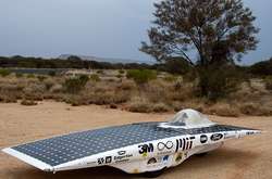 В Австралії стартували перегони електромобілів на сонячній енергії