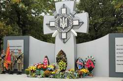 На Дніпропетровщині прихильники «ДНР» познущалися над пам’ятником загиблим бійцям АТО