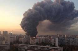 Масштабный пожар в ТЦ под Москвой: очевидцы показали шокирующее видео 