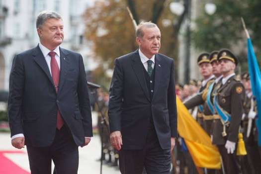 Порошенко і Ердоган домовилися разом захищати права громадян України в окупованому Криму 
