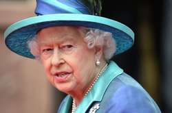 Королева Елизавета II недовольна выходами принца Гарри и Меган Маркл